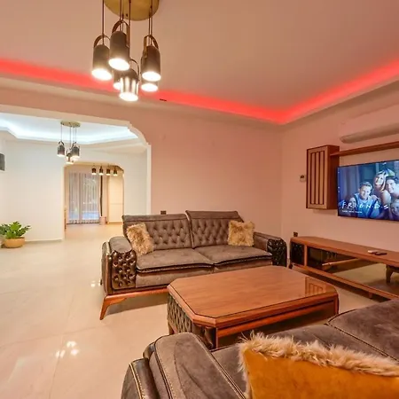 Kalamos - 10 Person With Private Pool In Oludeniz-hisaronu 费特希耶